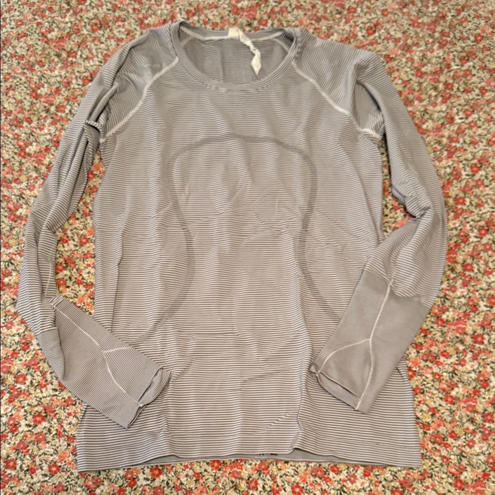 Size 8 Lululemon Swiftly Long Sleeve
